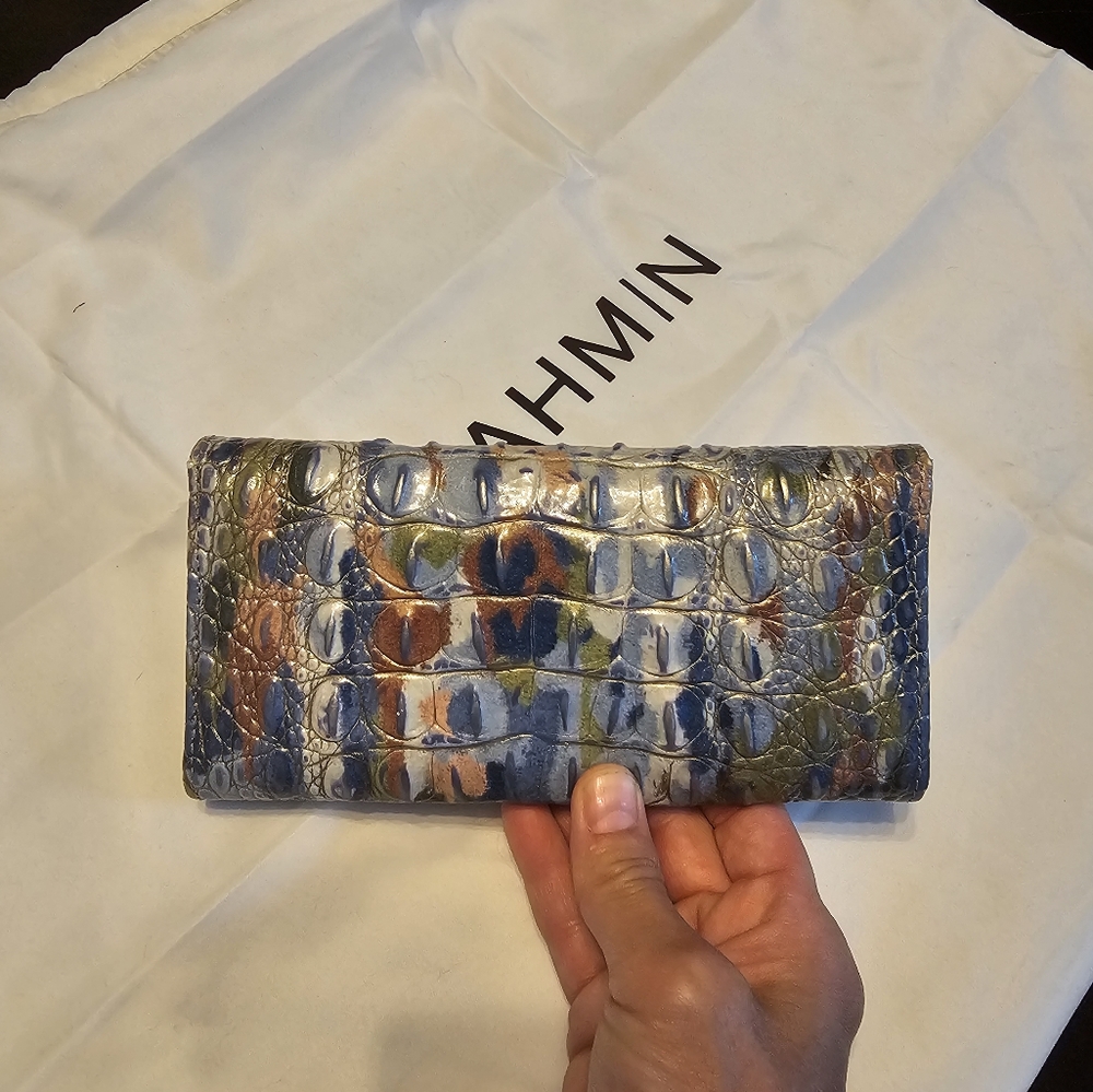 Brahmin handbag with matching wallet - Picture 5 of 6